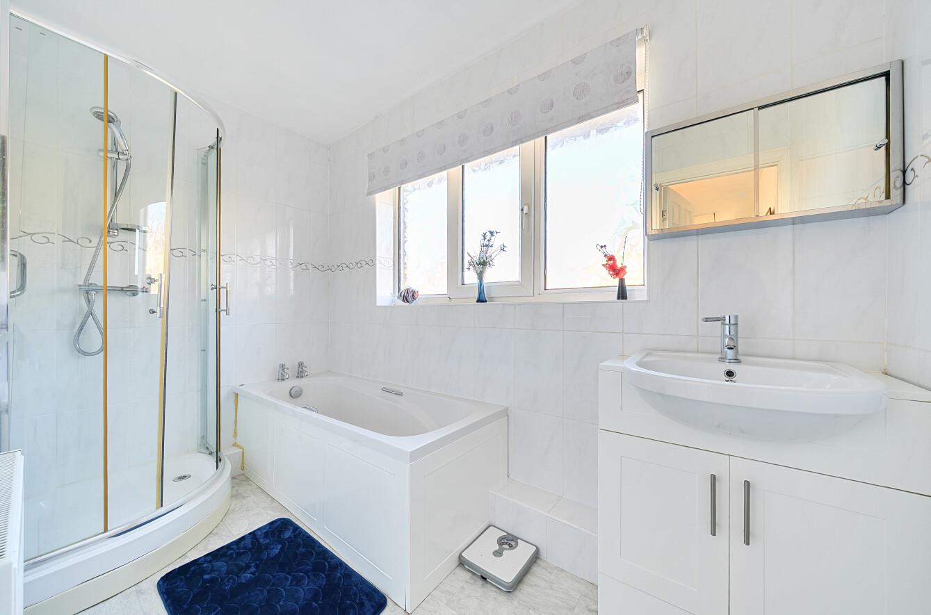 Fairy Grove, Killay, Swansea, SA2 7BY